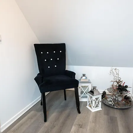 211 Bella Wilhelmshaven